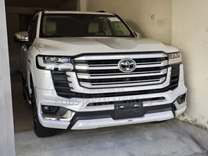 Toyota Land Cruiser 3.3 Diesel 4WD 2022 Off white