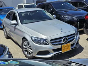 Mercedes-Benz C200 2018 Gray
