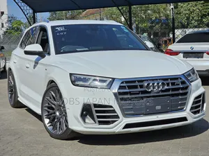 Audi Q5 2.0T Premium AWD quattro 2018 Pearl