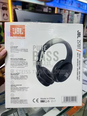 JBL 257bt Wireless Headphones.