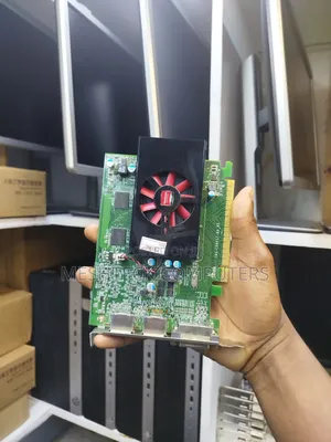 Amd Radeon R7 450 4gb