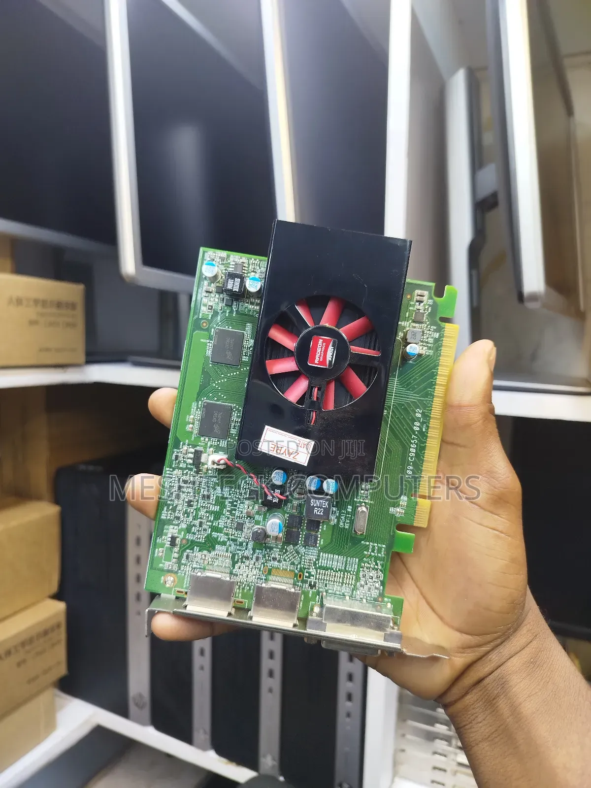 Amd Radeon R7 450 4gb