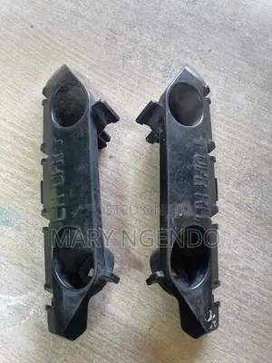 Front Bumper Slide for Nissan Note