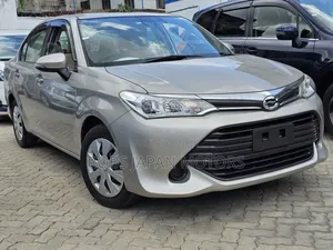 Toyota Axio 1.5 G 2WD 2018 Gold
