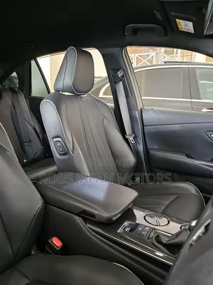Toyota Crown 2019 Gray