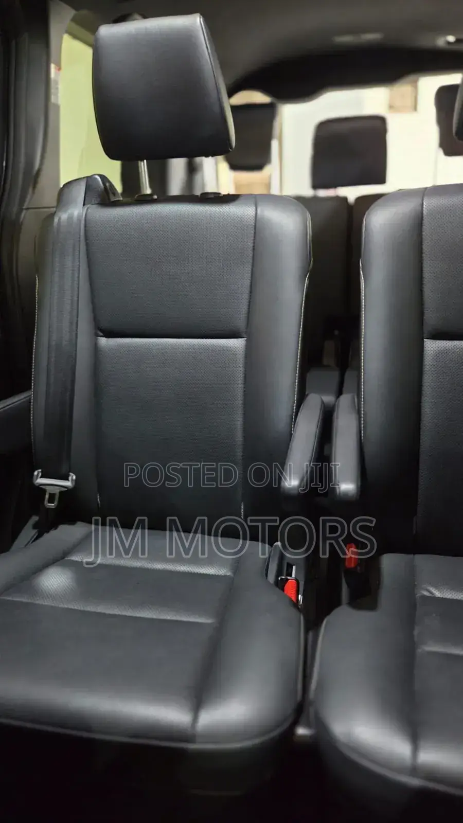 Toyota Esquire 2019 Matt Black