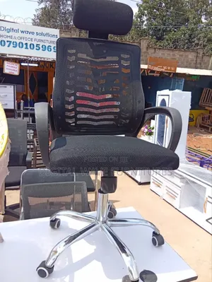 Black Comfy Headrest Office Chair