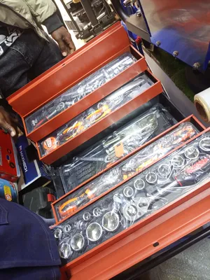 85 Pieces Metallic Spanner Toolkit