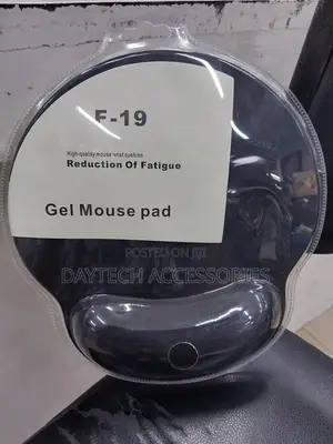 Quality Comfortable Mouse Pad With Gel Wrist Support F-19