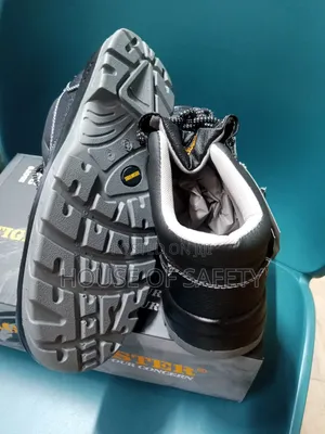 Tiger Master Boots