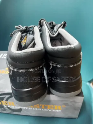 Tiger Master Boots