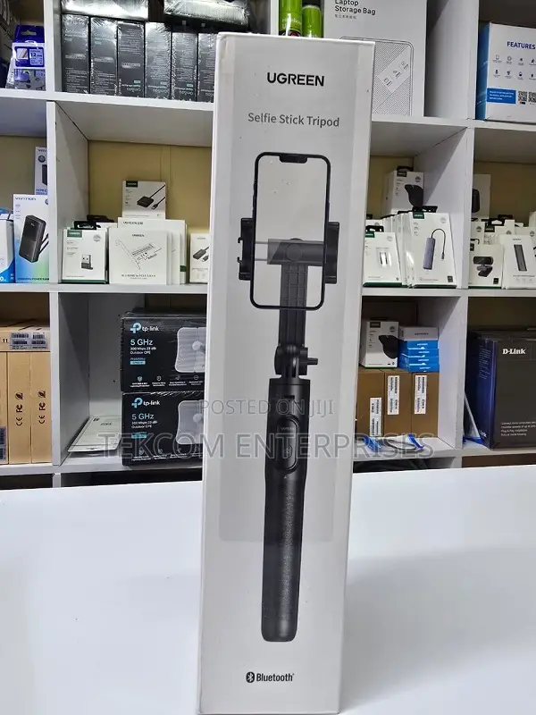 Ugreen Selfie Stick Tripod With Bluetooth Remote