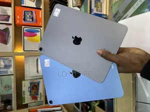 Apple iPad Air (2022) 64 GB Blue