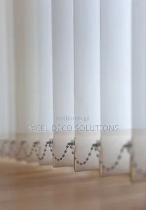 Vertical Blinds for Sliding Glass Doors – Smooth Stylish 