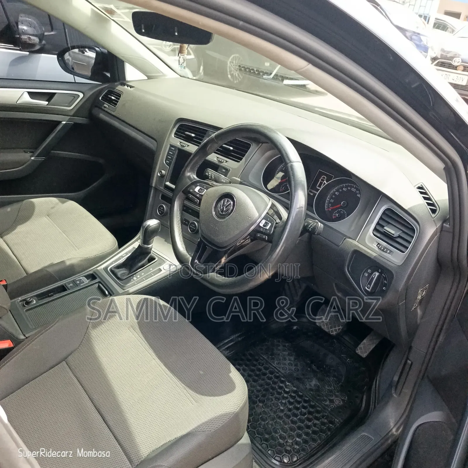 Volkswagen Golf 2016 Black