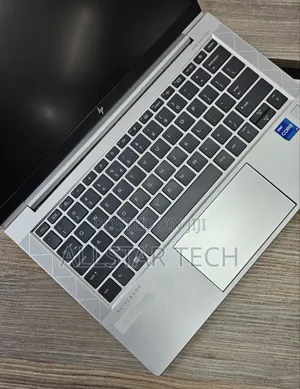 Laptop HP EliteBook 830 G8 16GB Intel Core I7 SSD 512GB