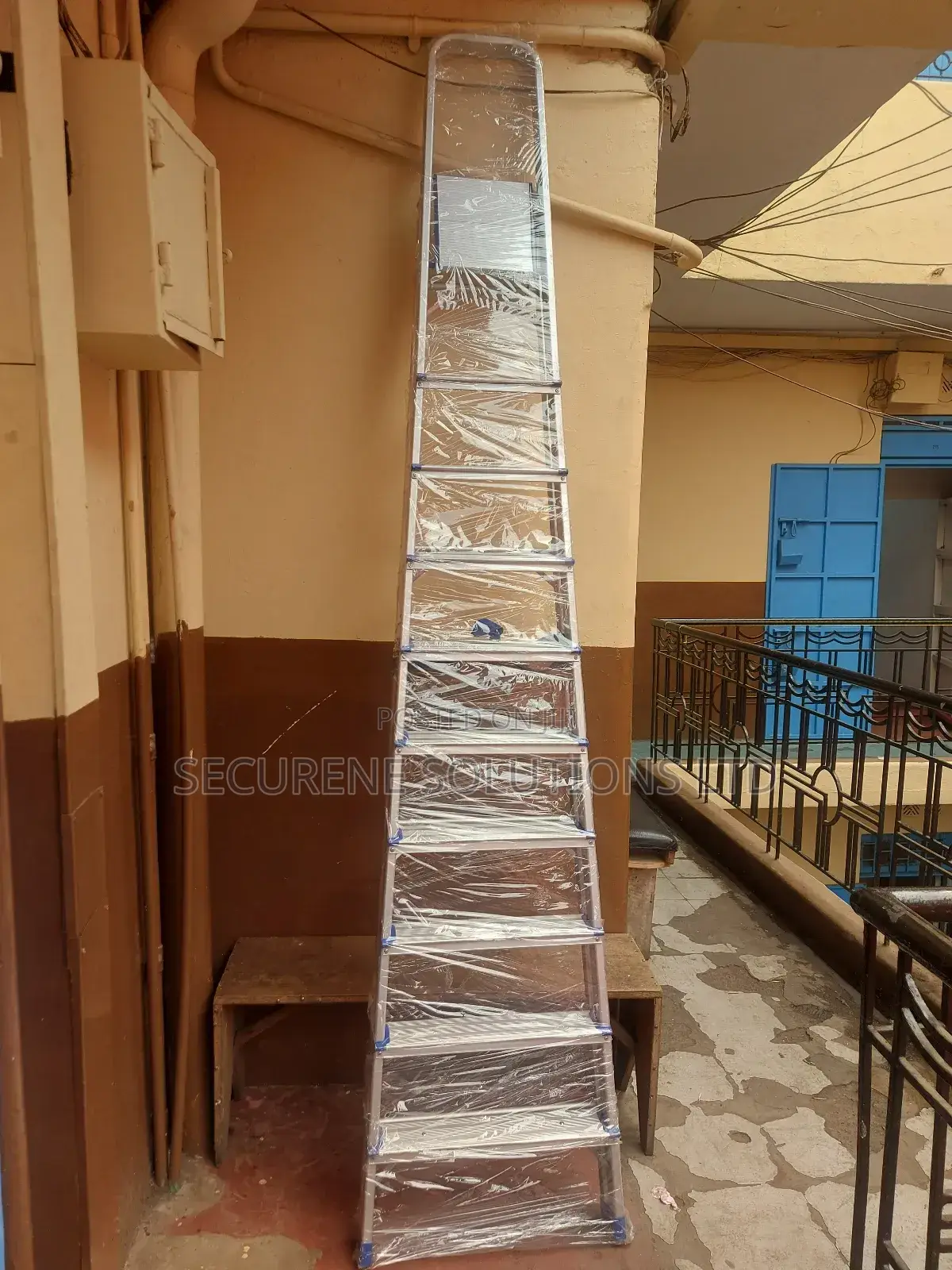 Aluminium 10 Steps Ladder a-Type