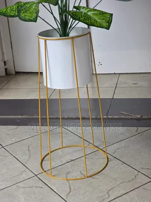 Modern Iron Art Flower Pot*