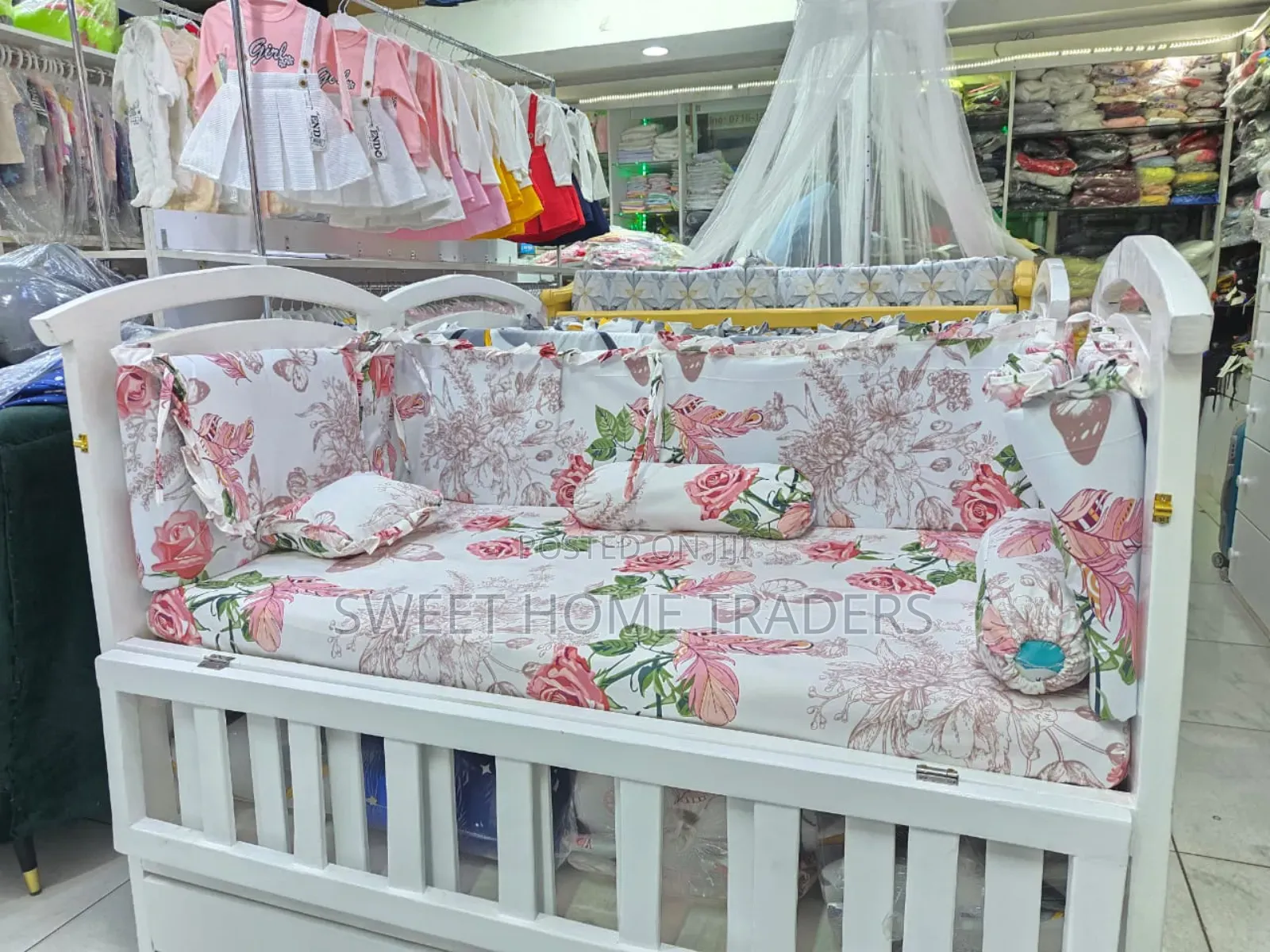 Baby Cot Bumper With Bedsheets