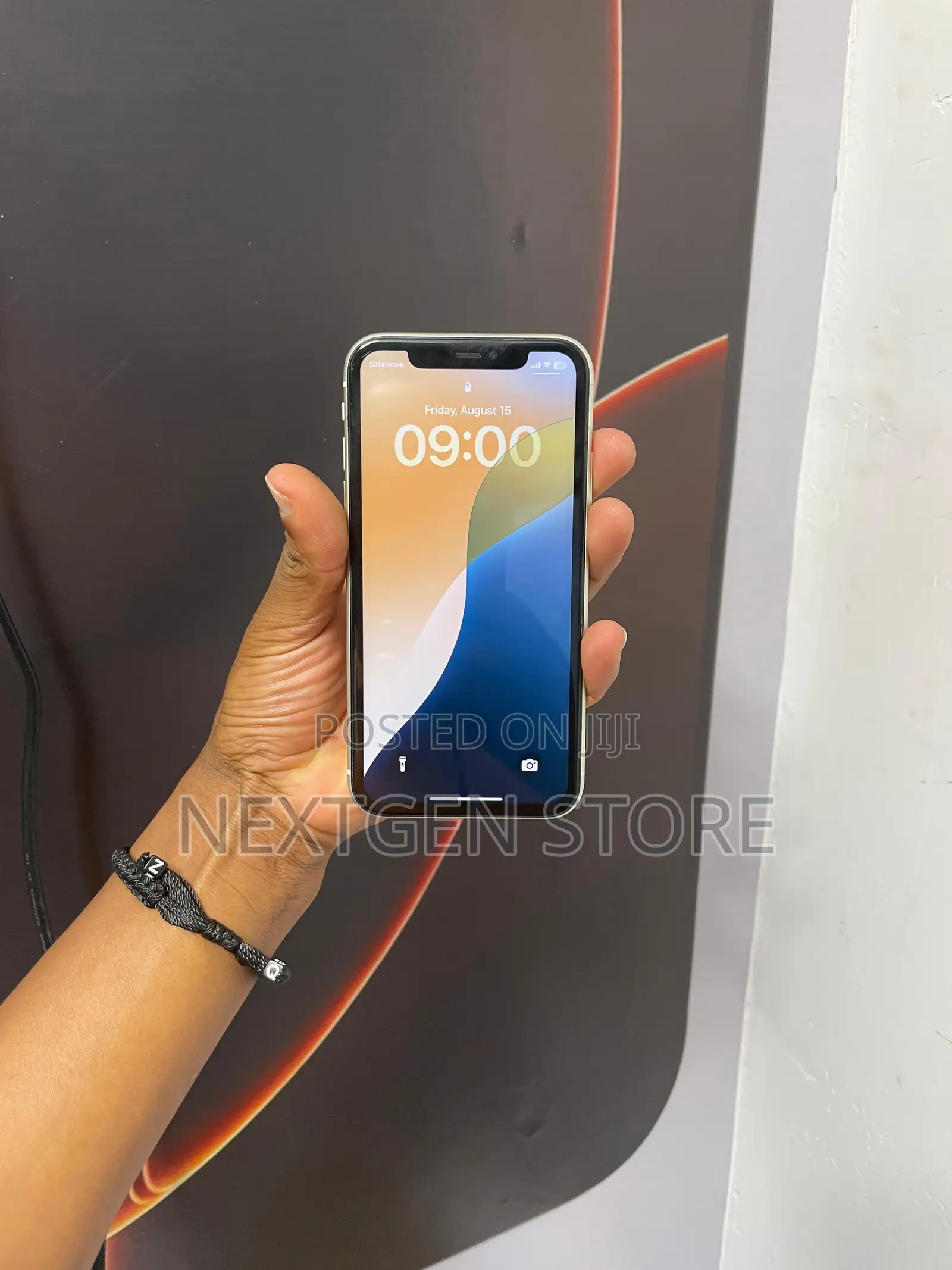 Apple iPhone 11 64 GB White