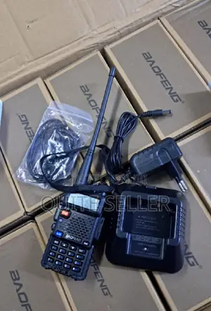 High Power-- Baofeng Radio Radio Handheld Walkie Talkies Battery Hand