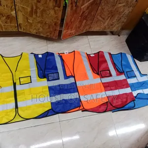 Pockets Zipped Reflectors