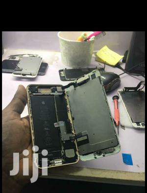 Excellent iPhone Screens Repair Quality Job