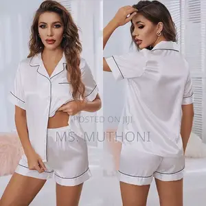 High Quality Sleek Silk Pajamas