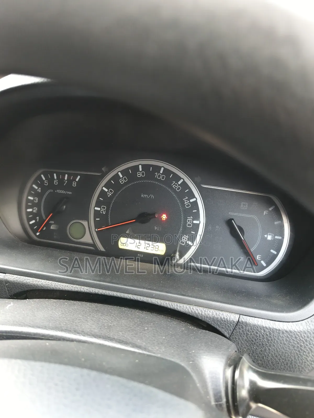 Toyota Voxy 2015 Silver