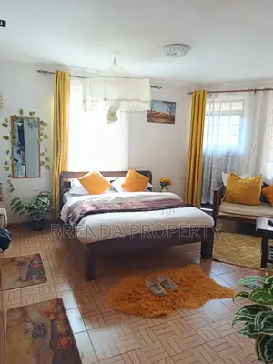 A Cozy Vibrant Studio Airbnb Apartment Along TRM Drive, Roysambu.