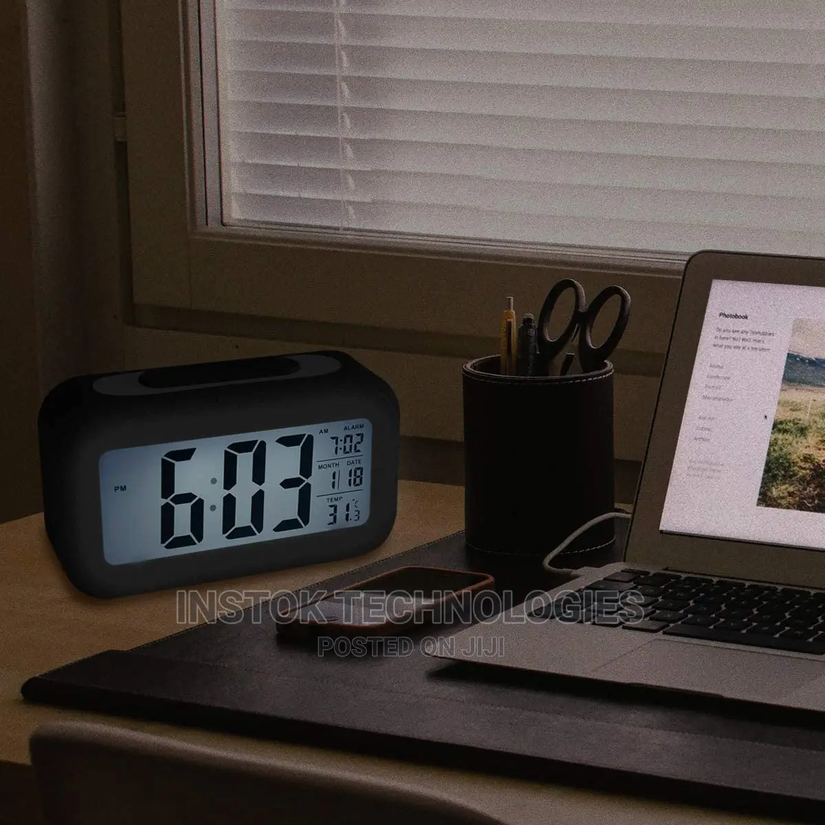 LED Digital Backlit Alarm Clock Withthermometre and Calender