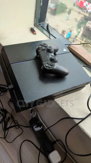 Playstation 4 Used