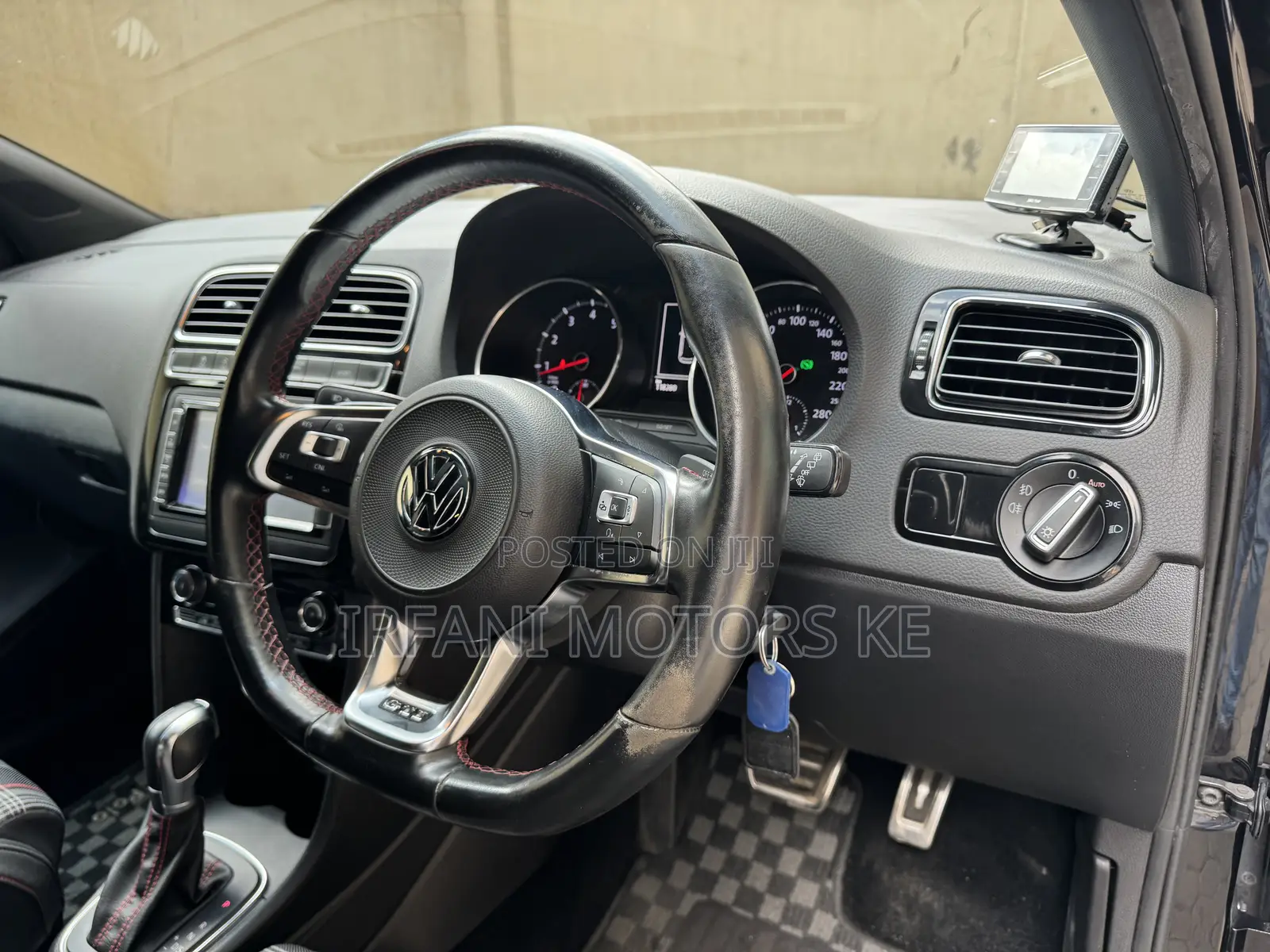 Volkswagen Polo 2017 Black