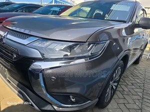 Mitsubishi Outlander 2019 Purple