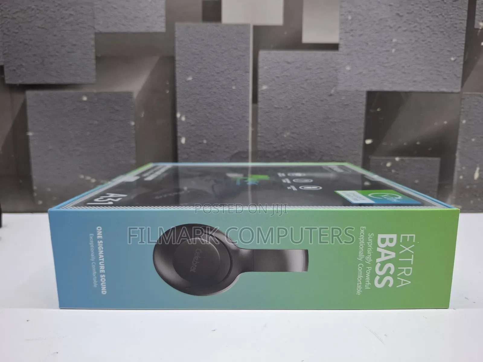 Celebrat A31 Over-ear Wireless Bluetooth-compatible Headset