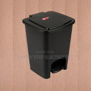 Heavy-Duty 30l Hard Plastic Step Pedal Waste Bin Trash Can