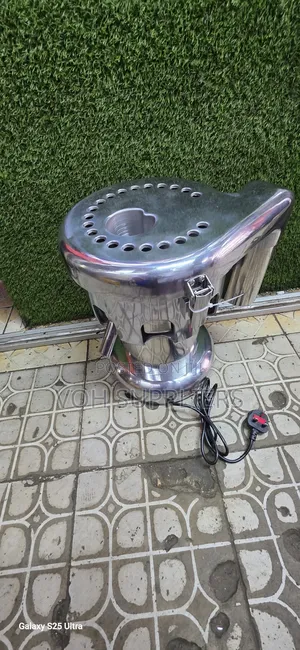 Commercial Juicer