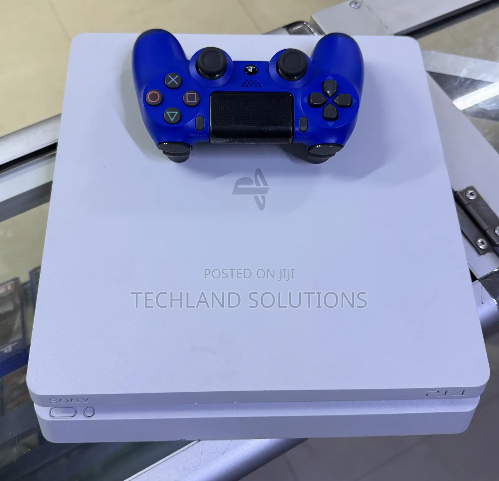Secondhand White Playstation 4 Slim Machine