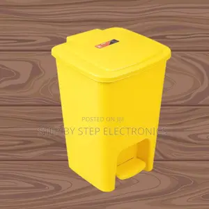 30l Hard Plastic Step Pedal Waste Bin Trash Can–Durable, Easy to Clean