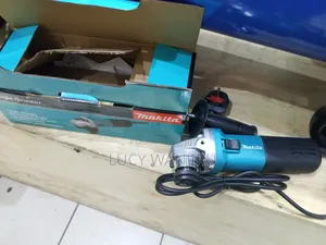Makita Angle Grinder/ 840w Makita Angle Grinder