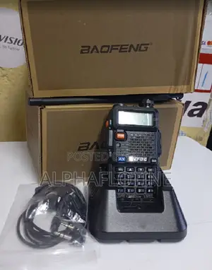 Baofeng Uv-5r Dual-Band (Vhf/Uhf) Fm Transceiver