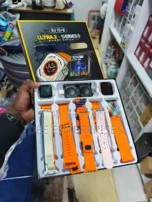 Ultra 2 + Series 9. 10 Strap + 2 Watches