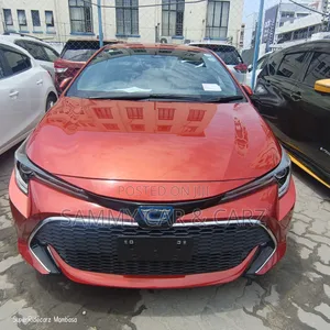Toyota Corolla Hatchback 2019 Orange
