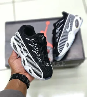 Nike Nocta Glides Kids 25,26,27,28,29,30