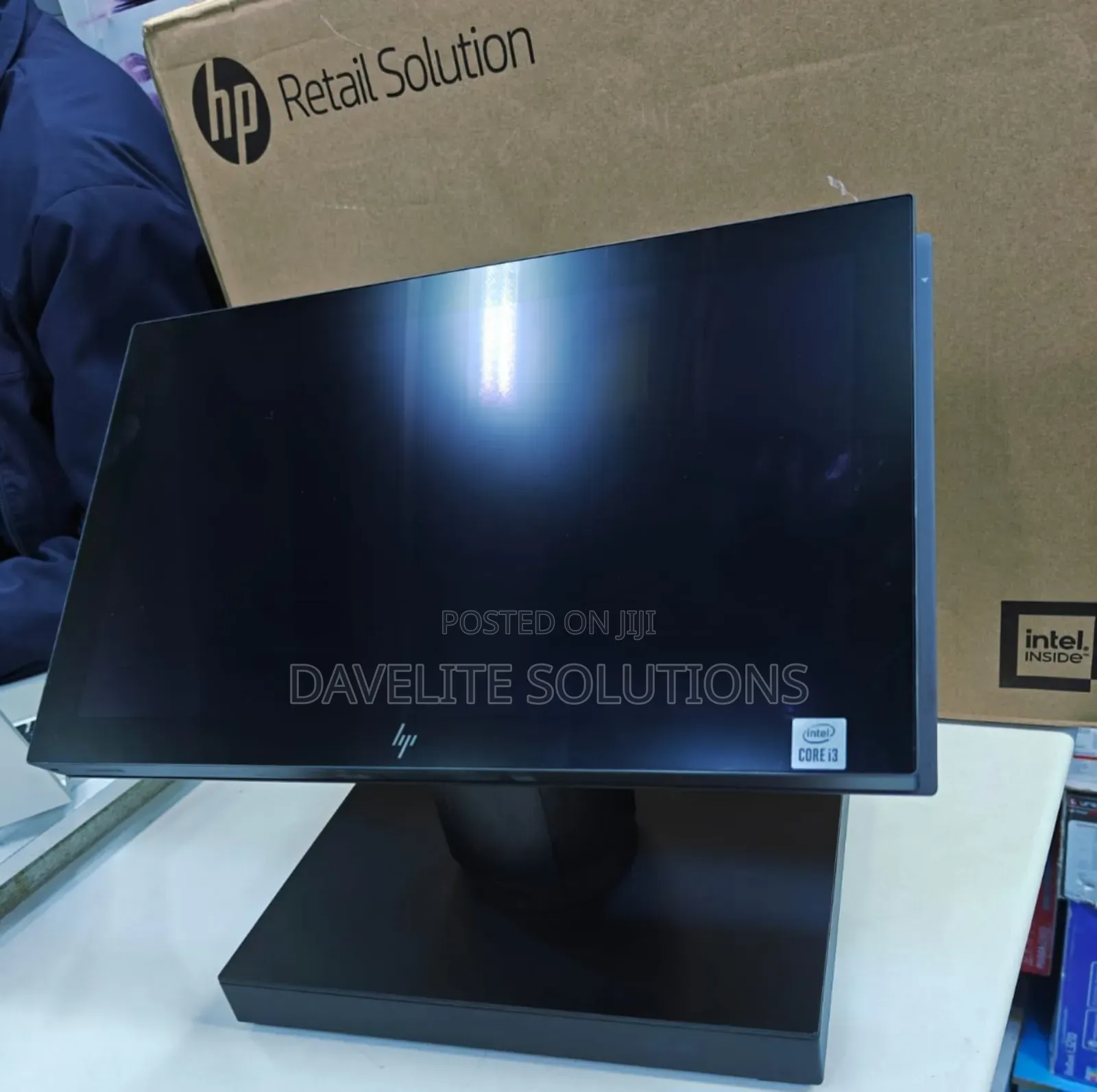 New Desktop Computer HP 8GB Intel Core i3 SSD 256GB