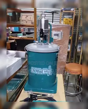 Smooth Air Grease Lubricator
