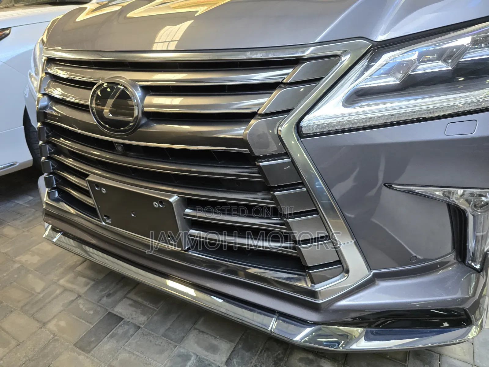 Lexus LX 2019 Gray