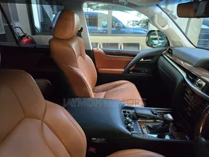 Lexus LX 2019 Gray