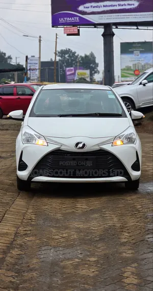 Toyota Vitz 2018 White