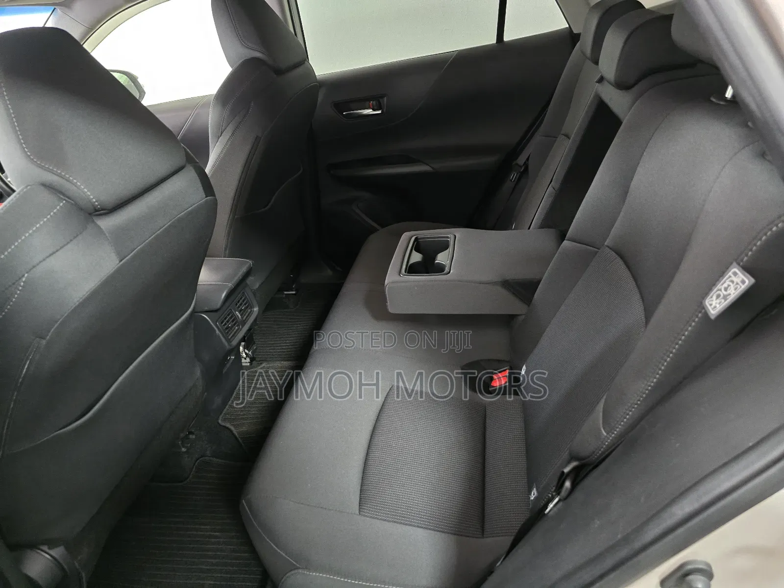 Toyota Harrier 2021 Silver